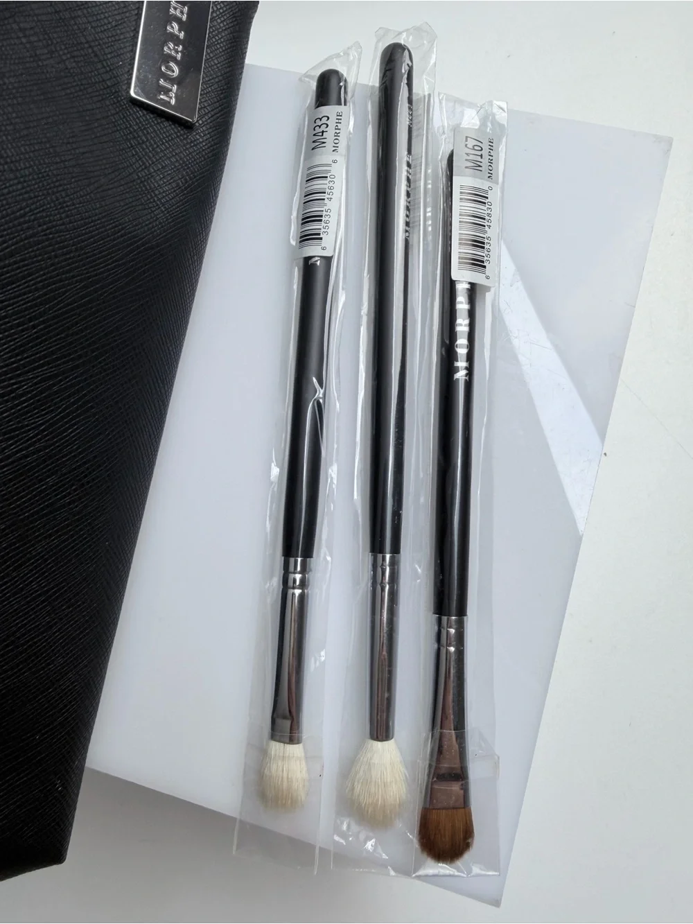 Morphe Set of 3 Brushes and Case NEW Sizes M433 | M441 | & M167